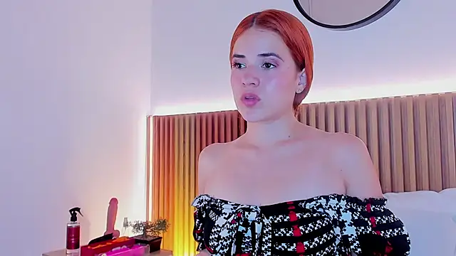 alliss ginger  online show from March 18, 2025, 8:48 pm