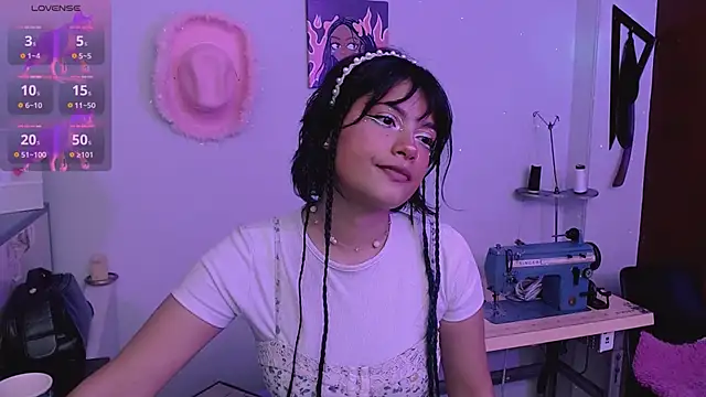 Mattilda 18 online show from September 25, 2025, 10:16 pm