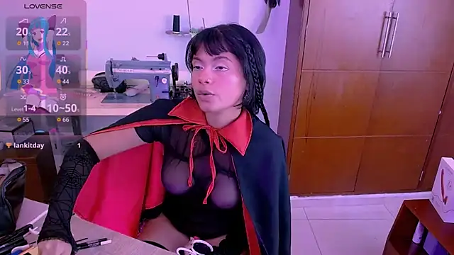 Mattilda 18 online show from October 15, 2025, 8:28 pm