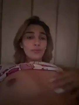 Queensara  online show from March 2, 2025, 5:23 am