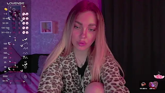 Mika Rayy online show from February 10, 2025, 11:45 pm