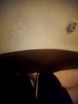 Lukas2204 online show from November 25, 2025, 9:26 pm