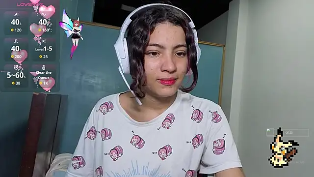 Lovelyamyy online show from November 5, 2025, 12:25 am