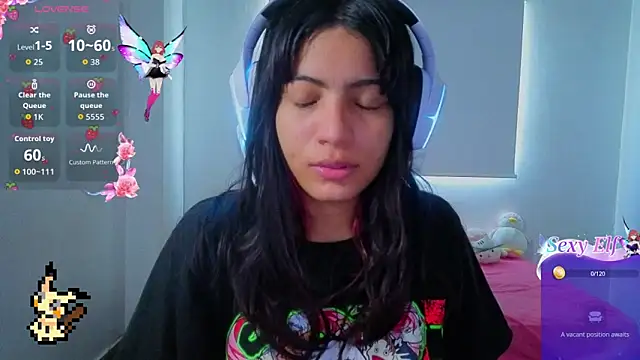 Lovelyamyy online show from February 12, 2026, 1:11 pm