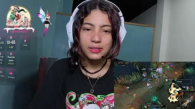 Lovelyamyy online show from November 16, 2025, 11:08 pm