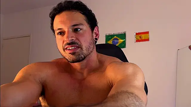 Lucasfit24 online show from July 17, 2026, 4:32 am