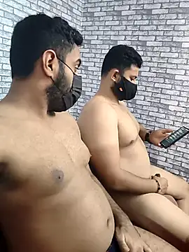 vaibhavchugh38 online show from October 24, 2025, 6:51 pm