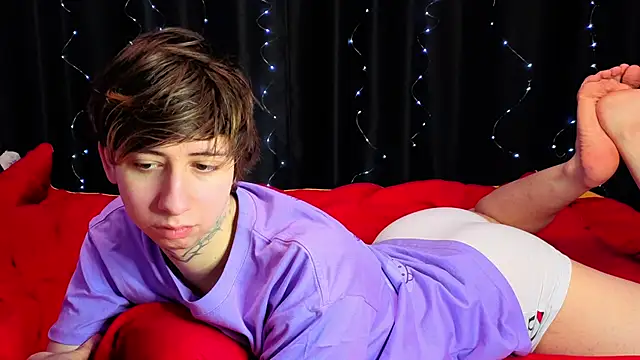 Timothy Fox online show from October 14, 2025, 2:23 am