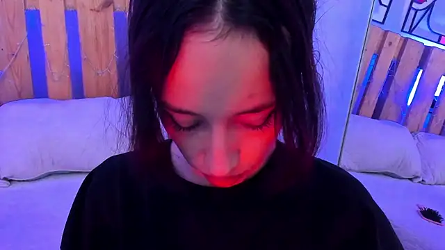 Snapshot of coral_jonesss chatting on August 7, 2026, 5:52 pm coral jonesss online show from August 7, 2026, 5:52 pm