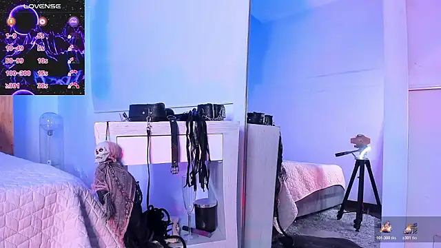 Snapshot of coral_jonesss chatting on January 17, 2026, 4:43 pm coral jonesss online show from January 17, 2026, 4:43 pm