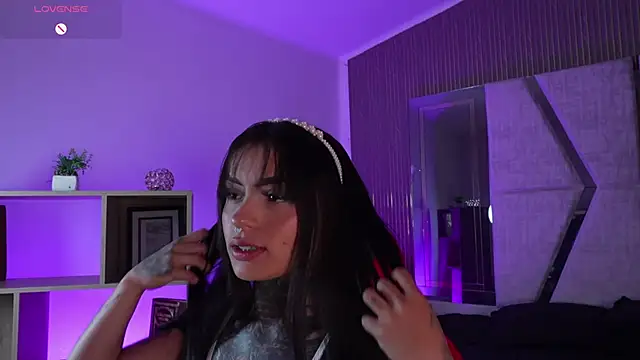 Snapshot of CleeoAdams_ chatting on August 2, 2026, 5:28 am CleeoAdams online show from August 2, 2026, 5:28 am