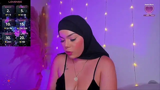 Snapshot of malih_samir chatting on February 21, 2025, 10:26 pm malih samir online show from February 21, 2025, 10:26 pm