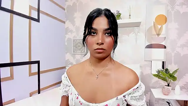 CharlotteGraay online show from September 10, 2025, 7:46 pm