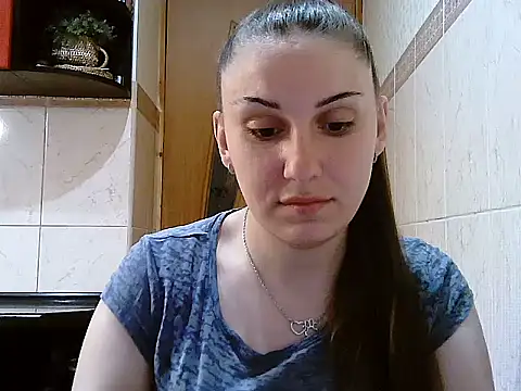 Snapshot of Yuliia30 chatting on May 5, 2026, 5:16 pm Yuliia30 online show from May 5, 2026, 5:16 pm