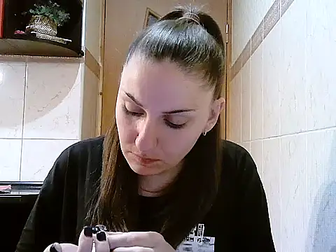 Snapshot of Yuliia30 chatting on April 24, 2026, 4:53 pm Yuliia30 online show from April 24, 2026, 4:53 pm
