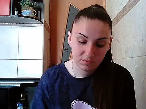 Snapshot of Yuliia30 chatting on May 9, 2026, 7:34 am Yuliia30 online show from May 9, 2026, 7:34 am