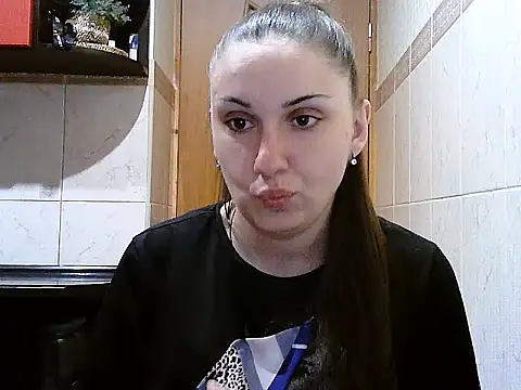 Yuliia30 online show from February 28, 2026, 4:28 pm