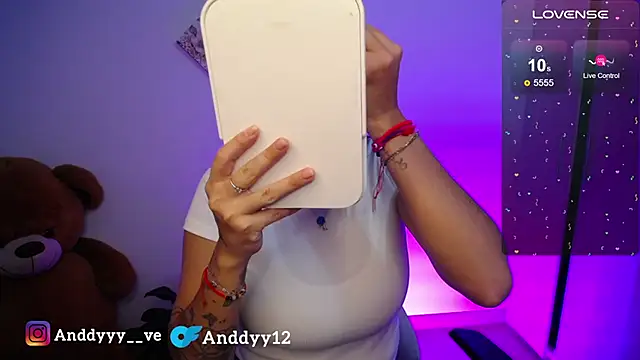 Anddyy   online show from April 19, 2026, 4:52 pm