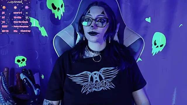 Kimlennox  online show from March 20, 2026, 1:45 pm