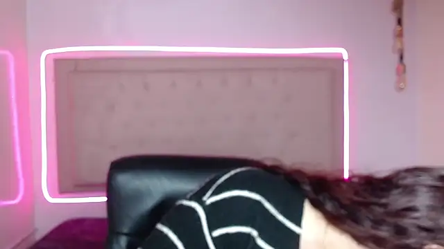 kathepickmanx online show from October 8, 2025, 3:41 am