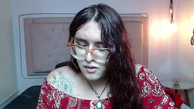 kathepickmanx online show from September 18, 2025, 3:31 am