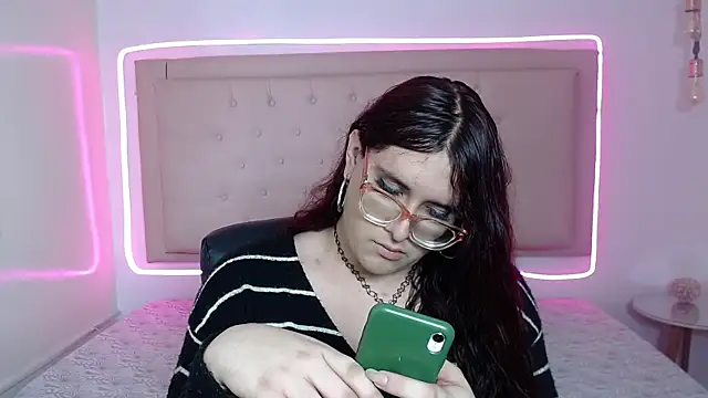 kathepickmanx online show from October 24, 2025, 3:38 am