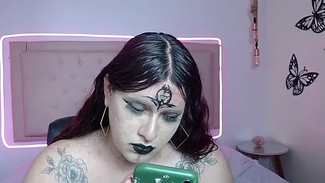 kathepickmanx online show from November 1, 2025, 4:08 am