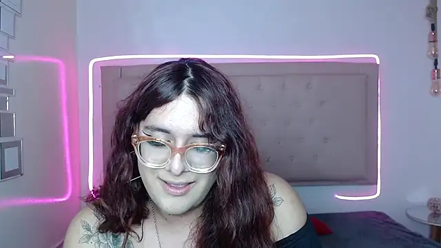 kathepickmanx online show from October 15, 2025, 3:49 am