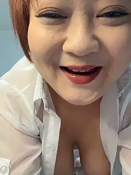 Hey-Cute online show from October 6, 2025, 11:33 am