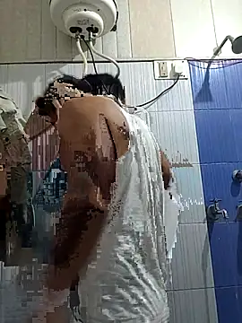 13horny13 online show from February 16, 2025, 2:42 am