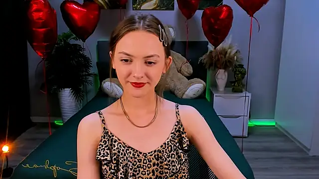 JesssWalker online show from March 8, 2025, 6:16 pm