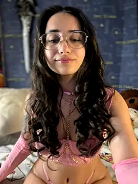 LittleX Angel online show from November 7, 2025, 9:03 am