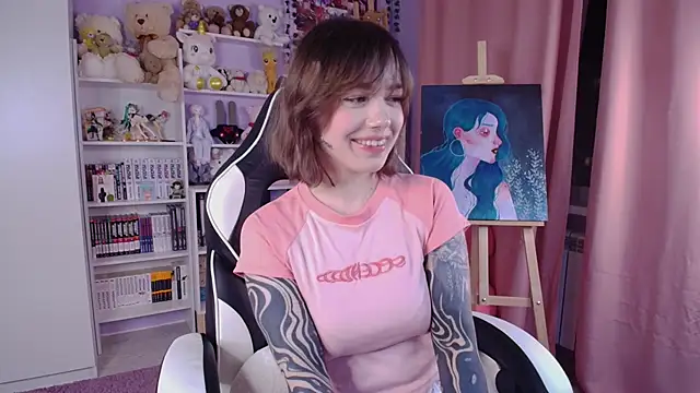 Snapshot of Catharsisi chatting on January 16, 2025, 6:37 pm Catharsisi online show from January 16, 2025, 6:37 pm