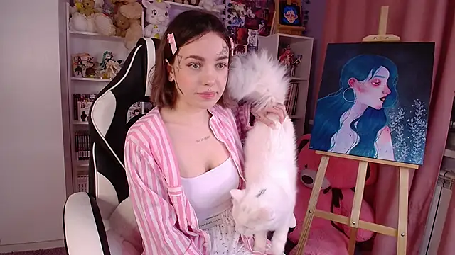 Snapshot of Catharsisi chatting on January 15, 2025, 2:13 pm Catharsisi online show from January 15, 2025, 2:13 pm