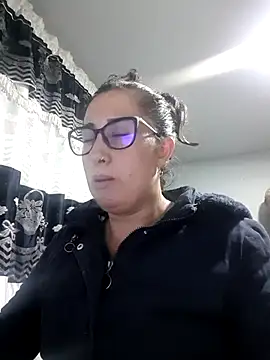 CHARLOTTE 1711 online show from January 16, 2026, 4:16 am