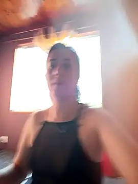 CHARLOTTE 1711 online show from February 25, 2026, 10:31 pm