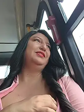 Melyy Edii online show from August 3, 2026, 6:58 pm