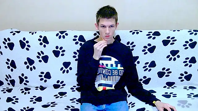 Snapshot of Lester_Broo chatting on February 8, 2026, 6:00 am Lester Broo online show from February 8, 2026, 6:00 am