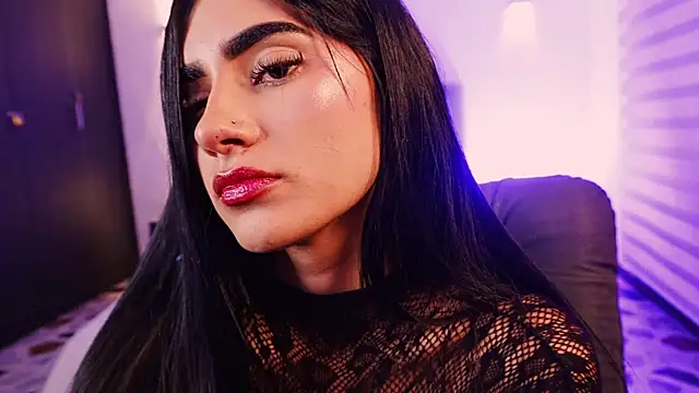 BellaaStorm online show from November 27, 2025, 11:38 pm