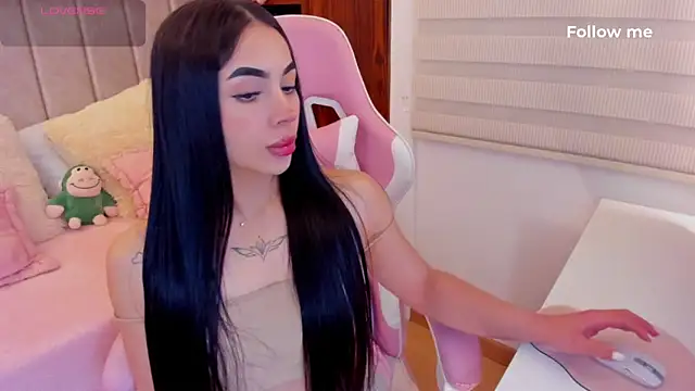 tamy xoo online show from September 17, 2025, 7:05 pm