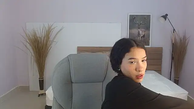 ilitzy cardona online show from May 13, 2026, 3:52 pm