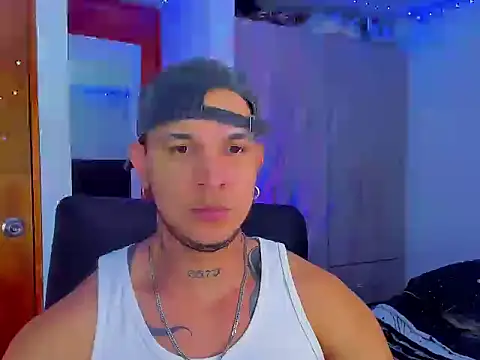 austinoficial online show from September 11, 2025, 9:04 pm