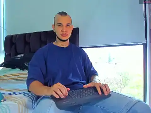 austinoficial online show from February 7, 2026, 9:01 pm