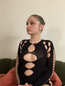 leasnow online show from January 15, 2025, 2:27 am