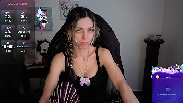Princezzlove3 online show from April 30, 2026, 2:13 pm