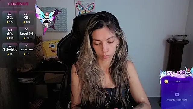Princezzlove3 online show from June 17, 2026, 2:49 pm