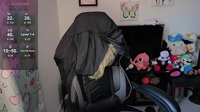 Princezzlove3 online show from September 28, 2025, 6:15 pm