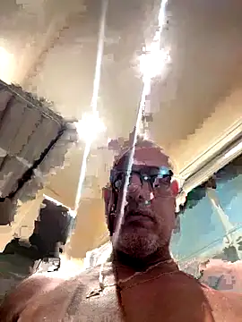 carlospingalinda online show from September 25, 2025, 7:09 pm