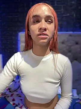 Snapshot of Isabellaa_Hot chatting on January 16, 2025, 2:41 am Isabellaa Hot online show from January 16, 2025, 2:41 am