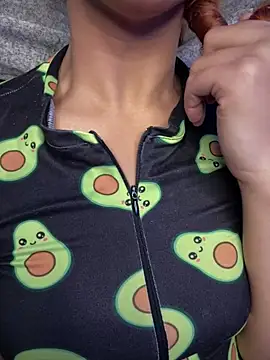 Snapshot of Isabellaa_Hot chatting on January 25, 2025, 6:23 am Isabellaa Hot online show from January 25, 2025, 6:23 am